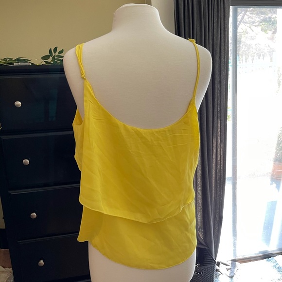 Yellow Ruffled Blouse 💛🌻 - Picture 3 of 4